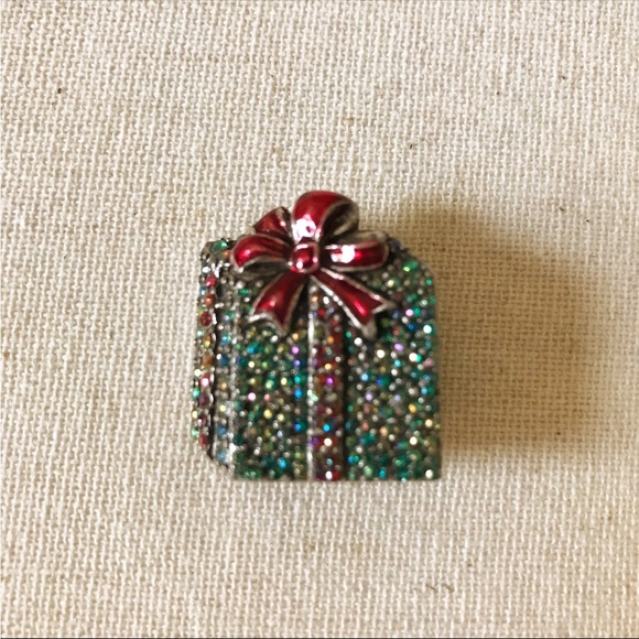 Vintage Sparkling Christmas Box Brooch With Matching Earrings - Picture 2 of 5